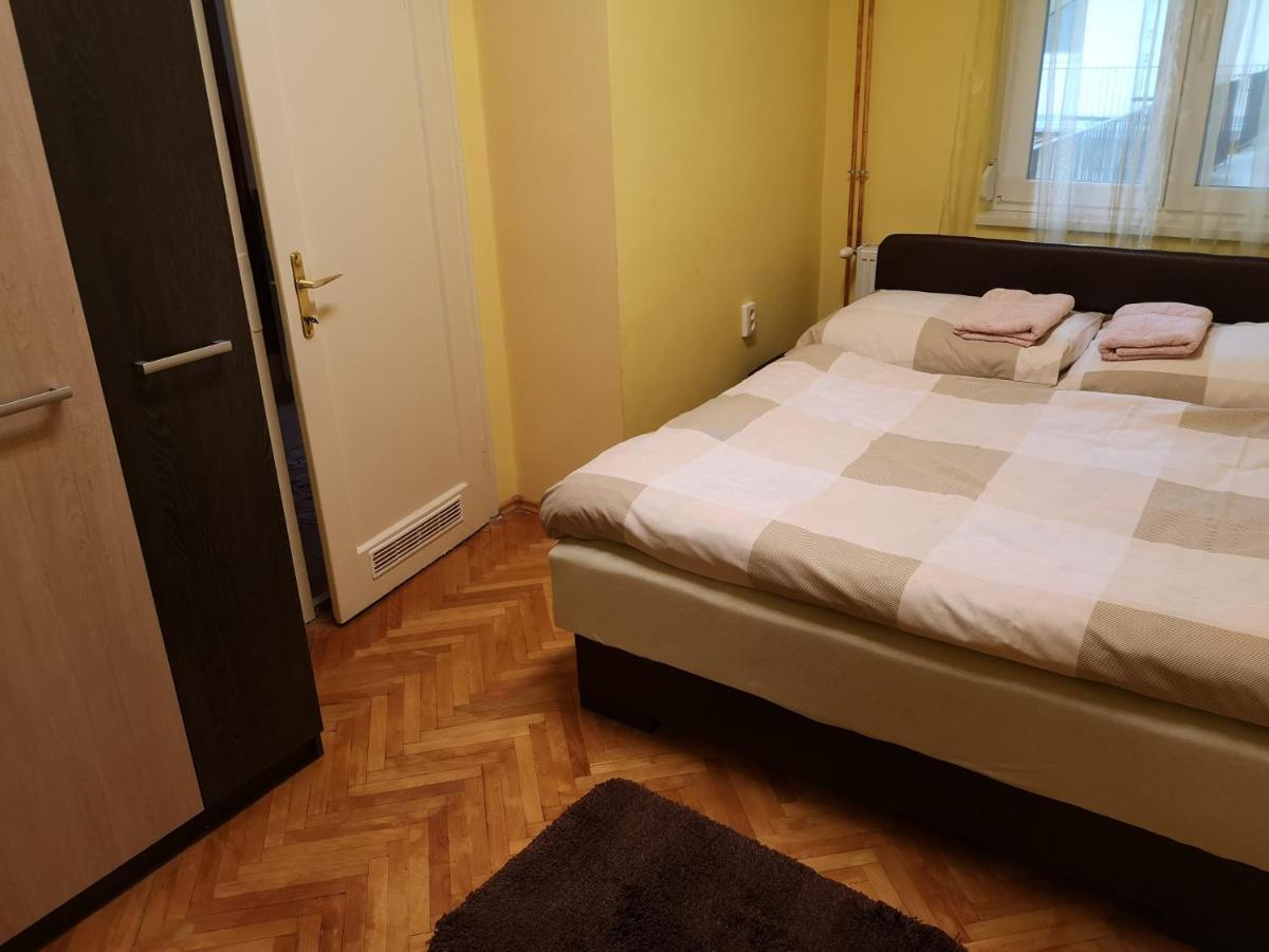 Veva Apartman - Eger Maganszallashely 외부 사진
